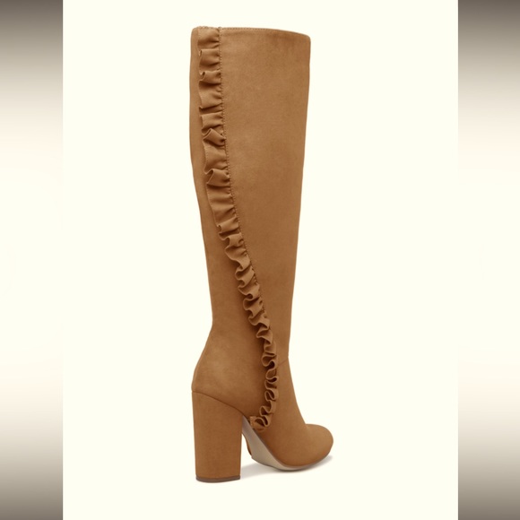 Shoe Dazzle Nikki heeled boots ruffle camel Size 9 - Picture 2 of 3